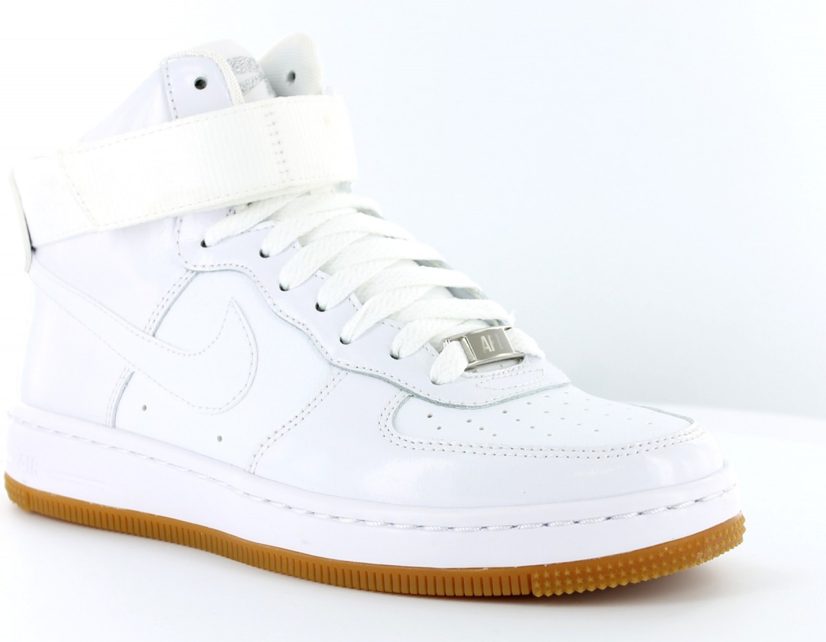 nike air force 1 blanche montante