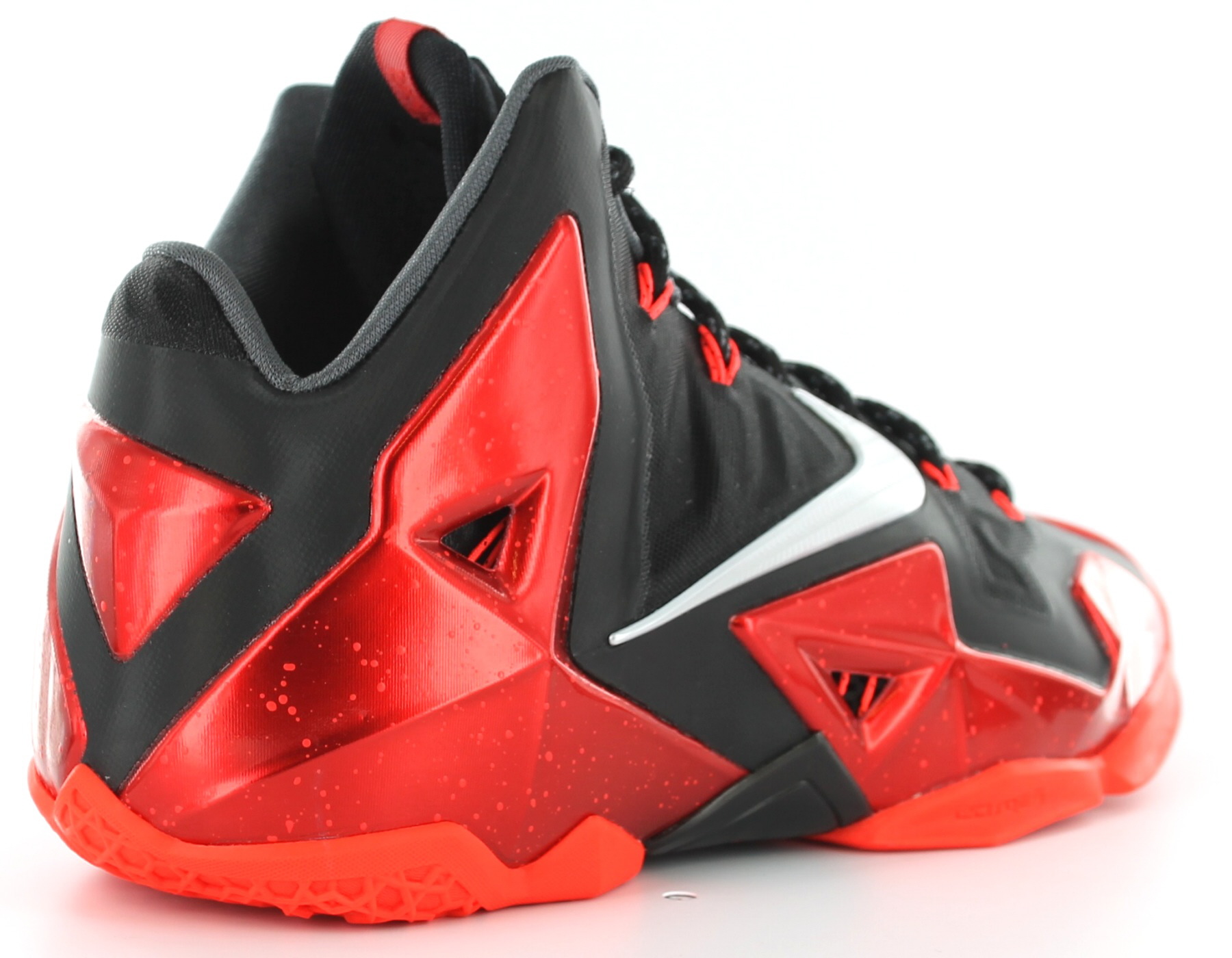 nike lebron 11 rouge