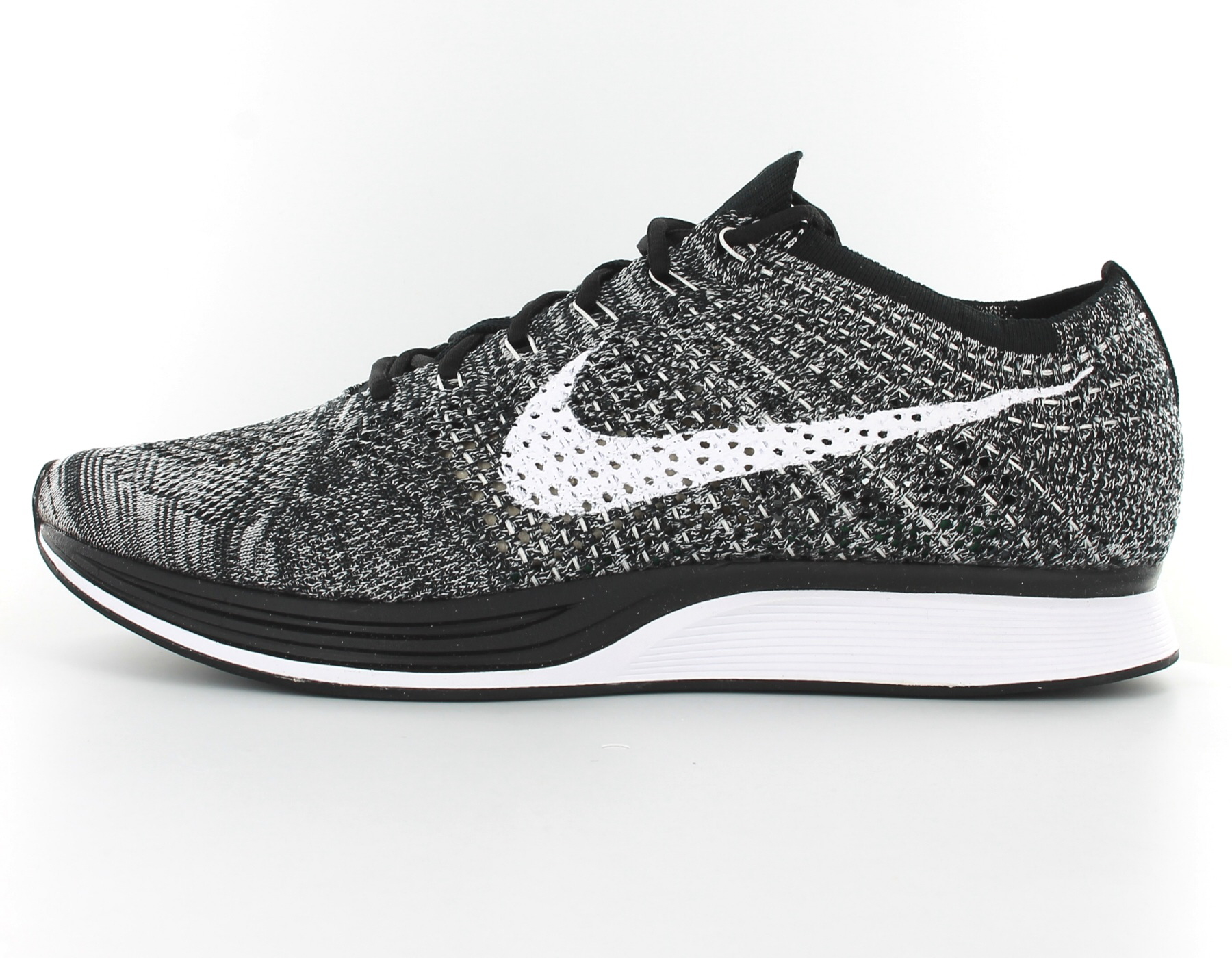 Flyknit racer black hotsell and white