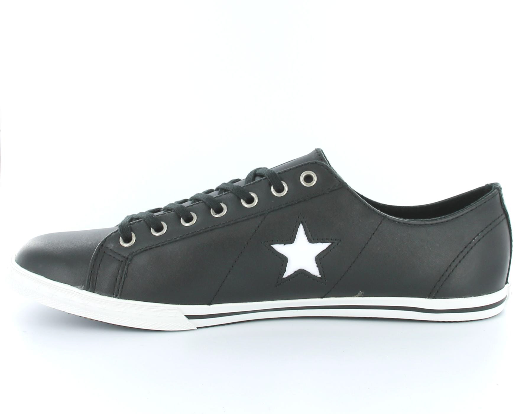 converse one star black trainers