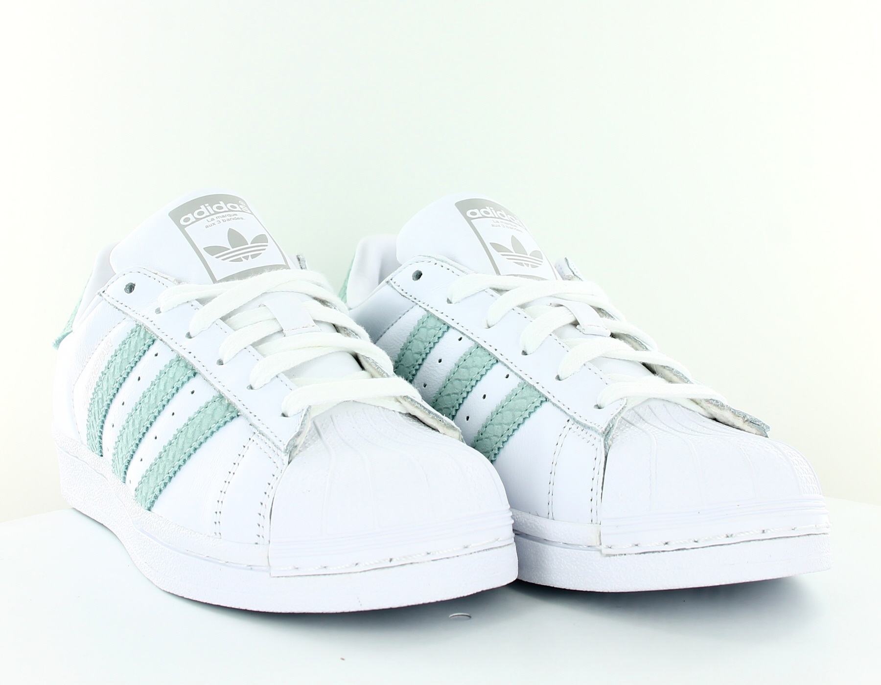 adidas superstar verte et blanche