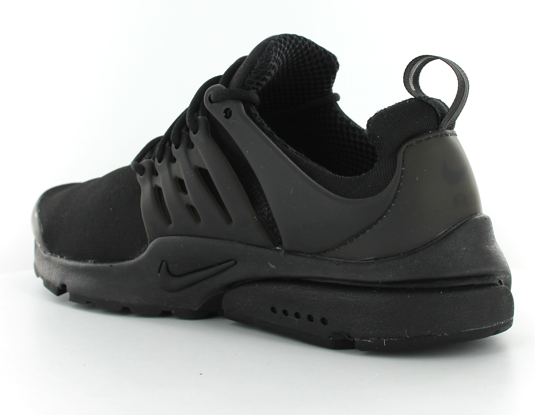 presto nike triple black