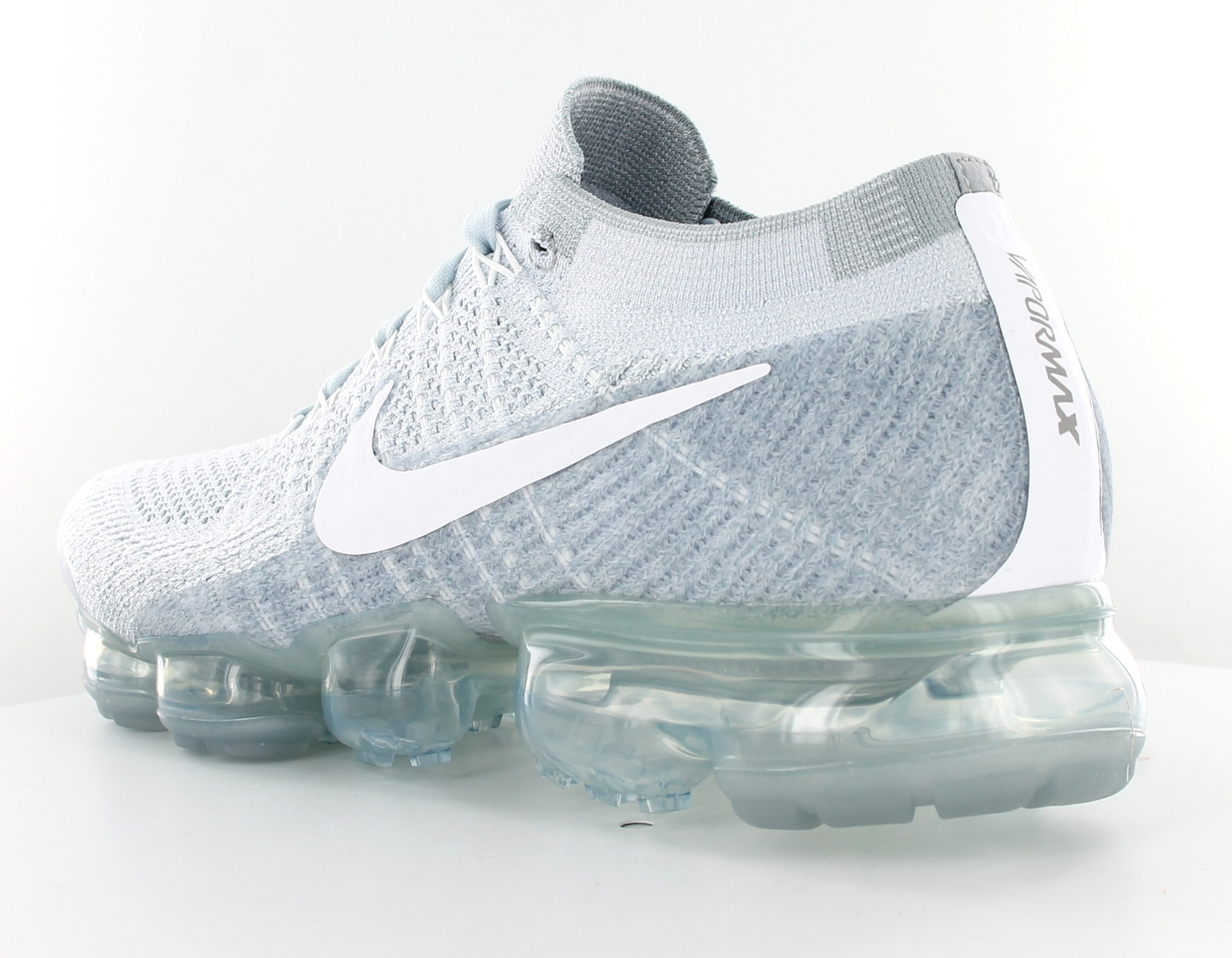 Air vapormax flyknit 2024 pure platinum/white/wolf grey