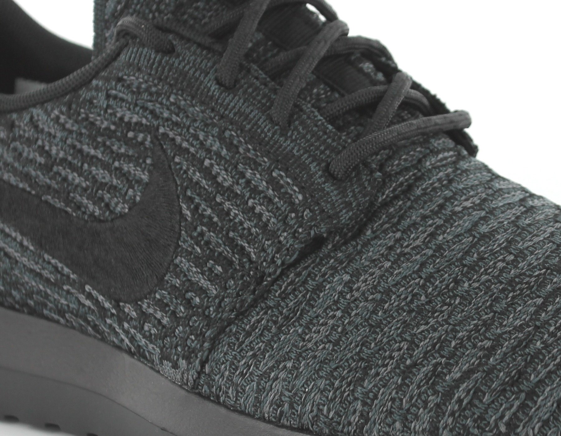 Nike roshe run flyknit noir best sale