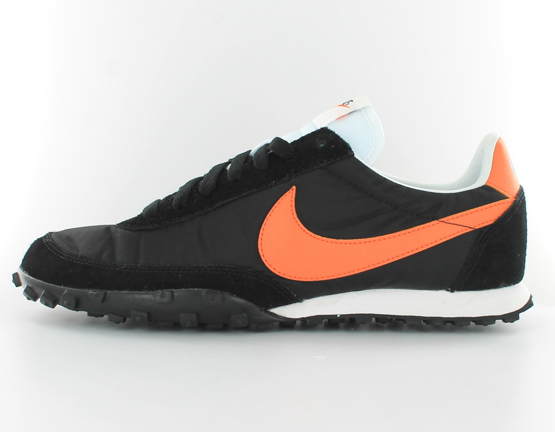 Nike waffle hot sale racer black