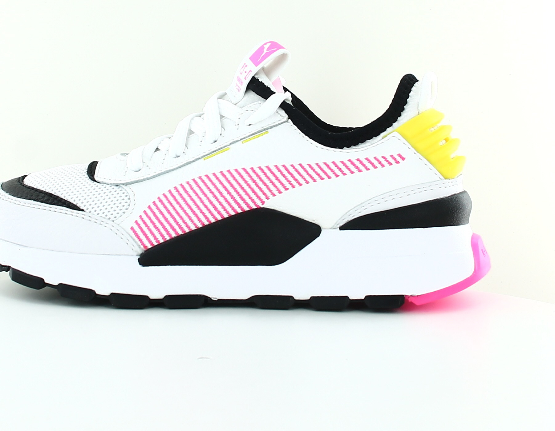 puma rose et jaune