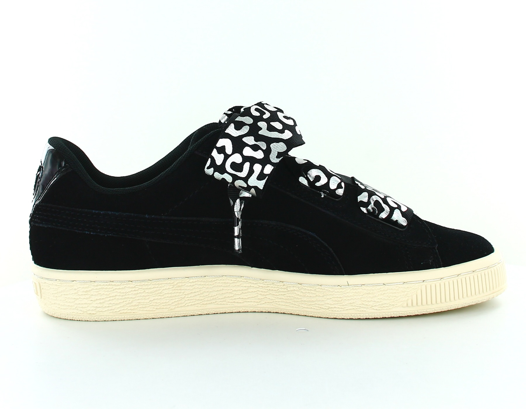 Puma suede heart 2025 athluxe jr