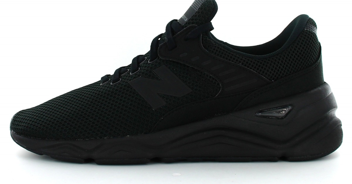 x90 new balance black