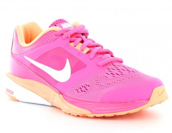 Nike nightgazer rosa best sale