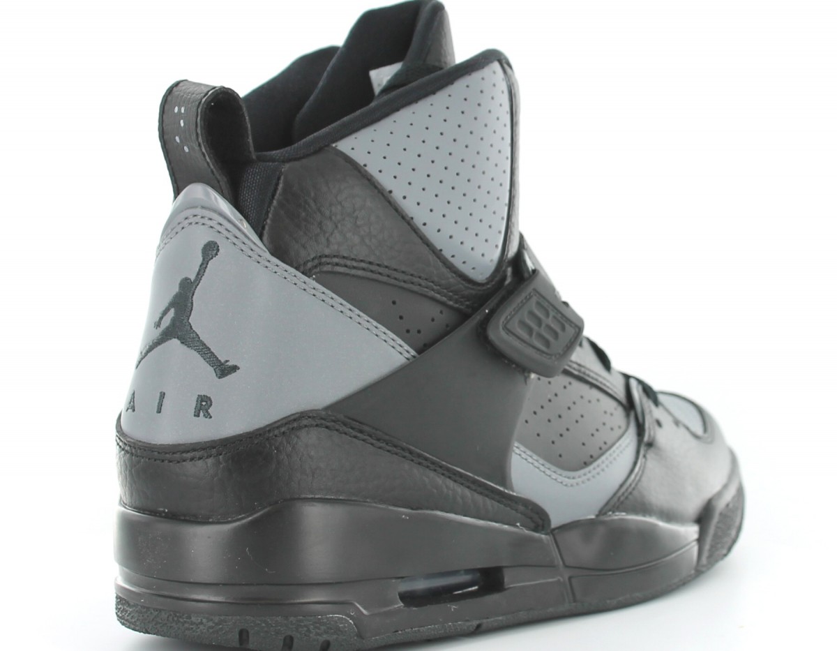 Jordan flight noir hotsell