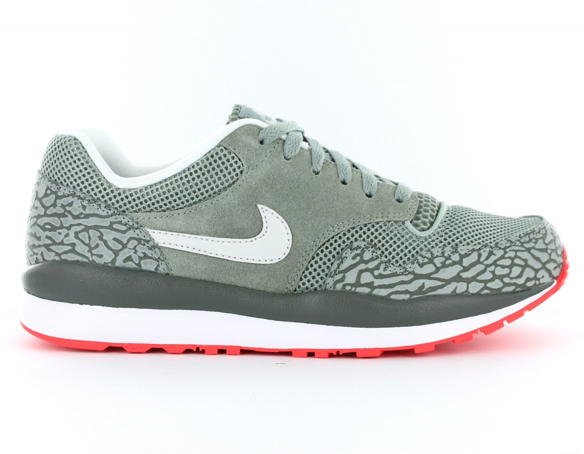 Nike Air Safari GRIS/BLANC/ROUGE