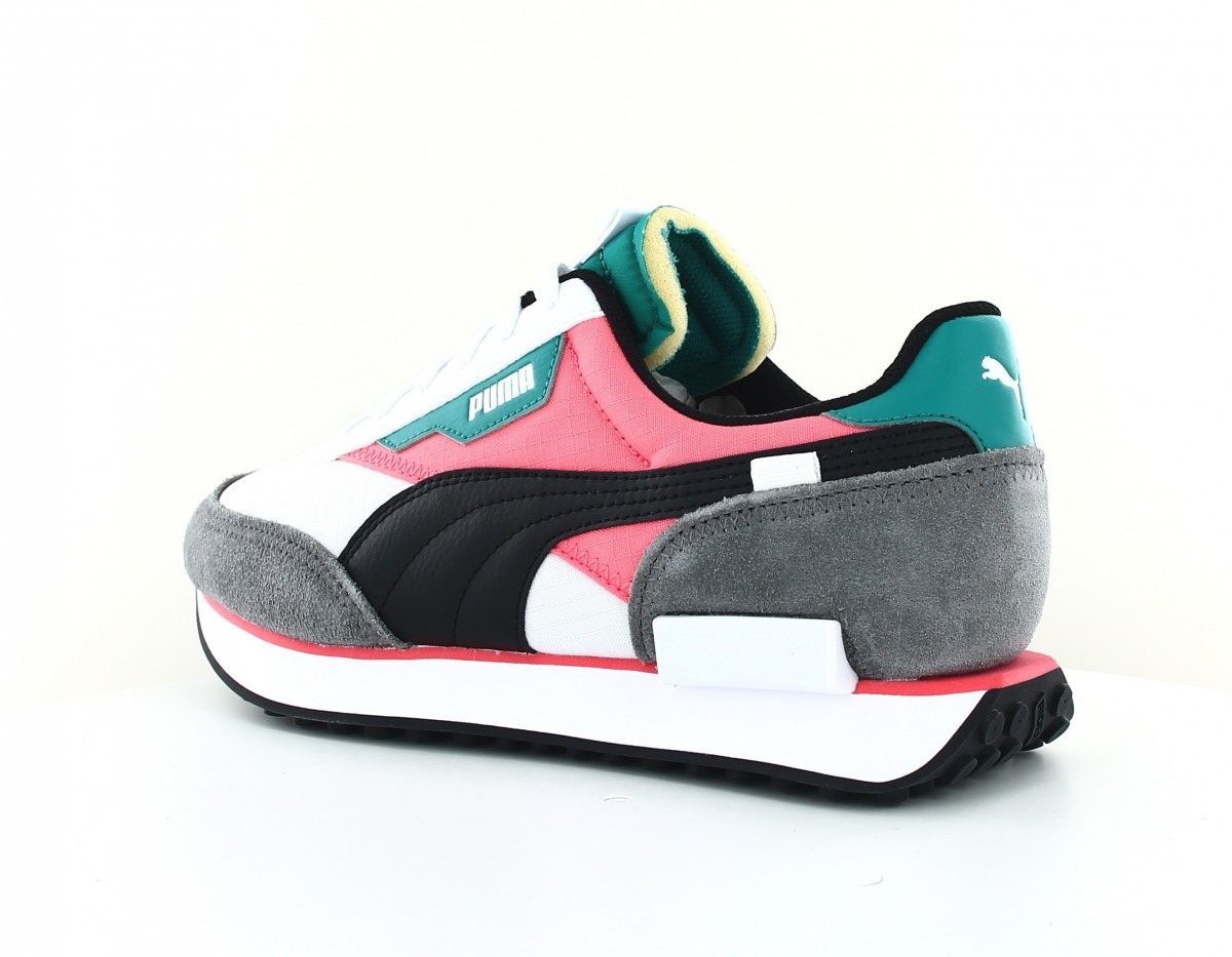 Puma Future rider play on blanc noir gris vert rose pêche