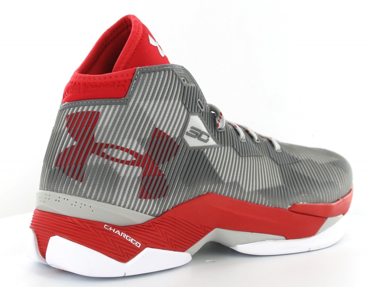 Under Armour curry 2.5 ROUGE/GRIS