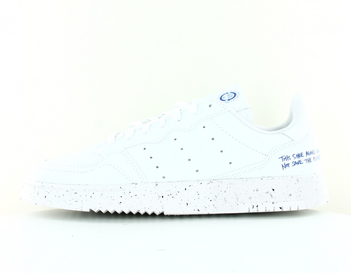 Adidas Supercourt clean classics blanc bleu speackle