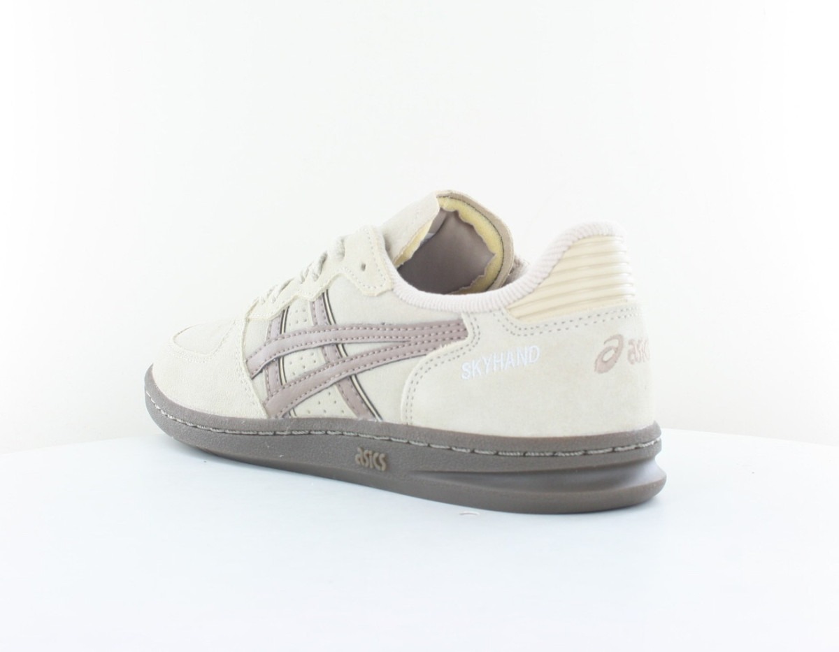 Asics Skyhand taupe marron