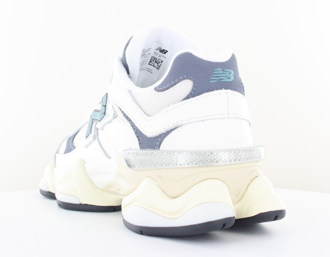 New Balance 9060 blanc gris turquoise