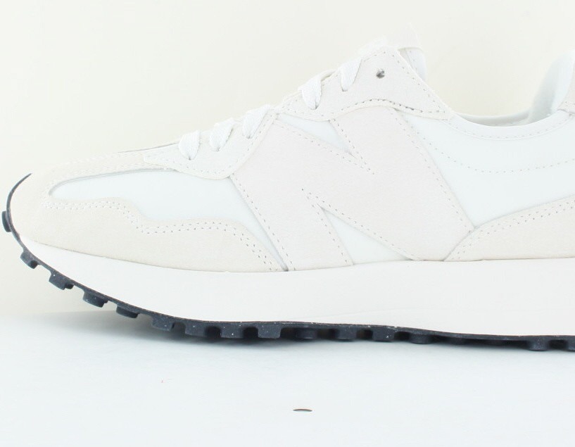 New Balance 327 ecru beige