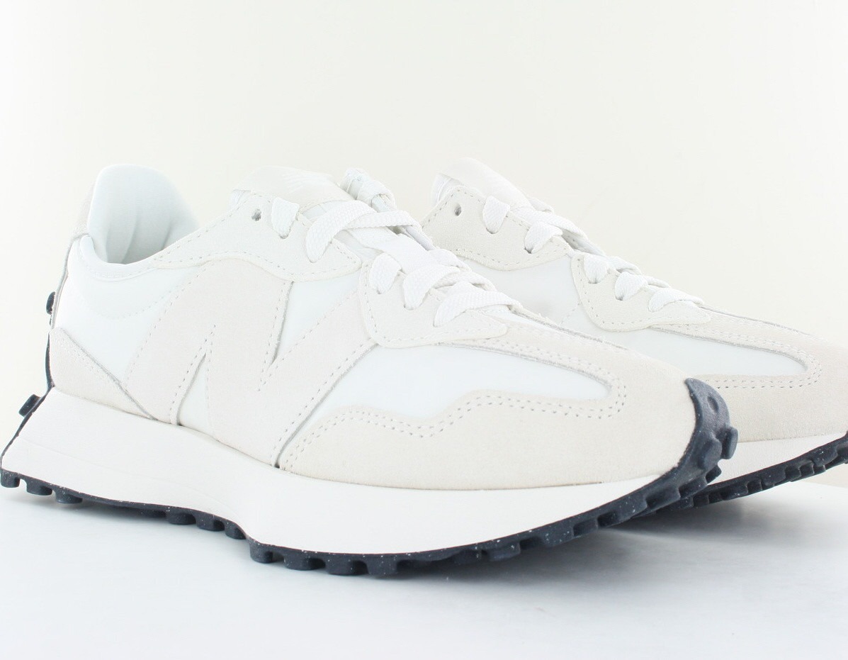 New Balance 327 ecru beige