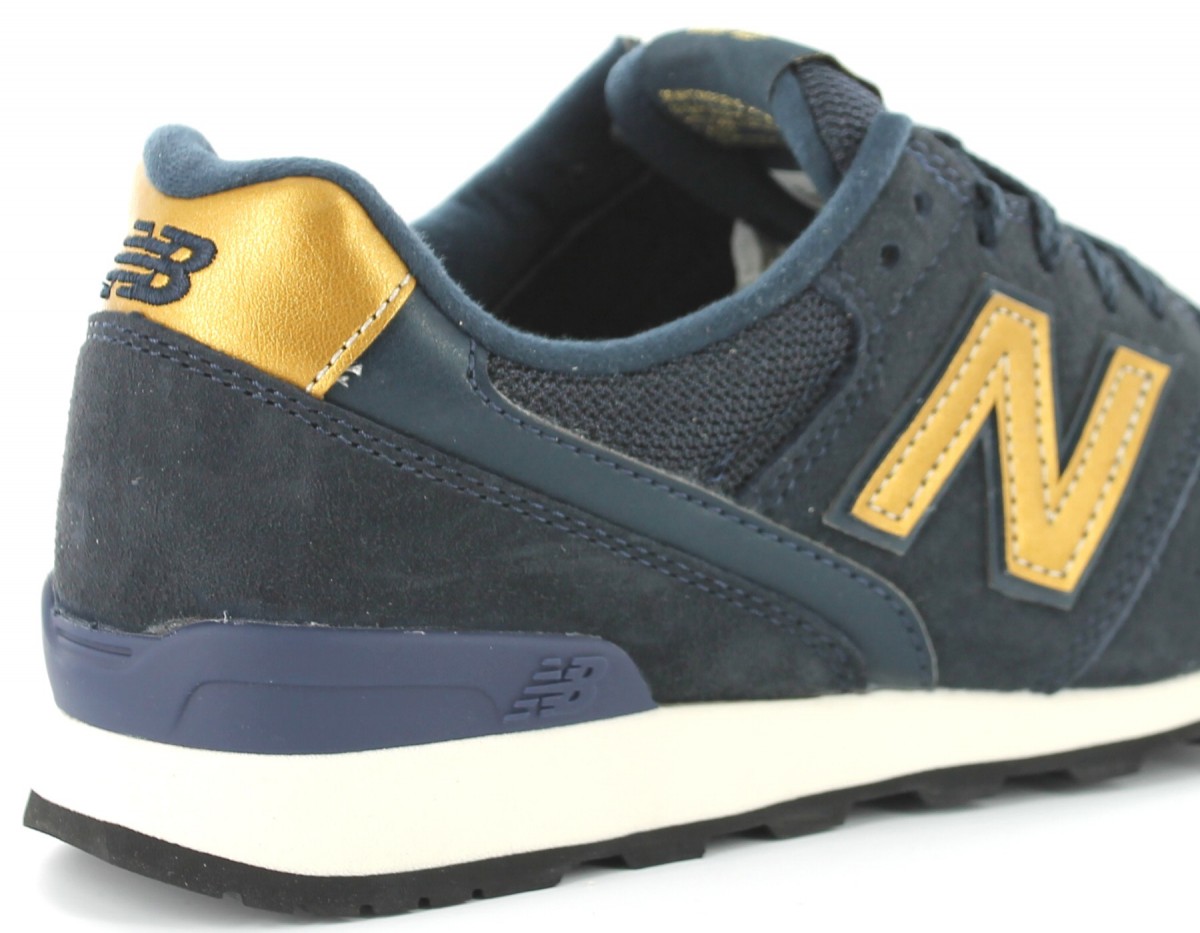 new balance 996 grise et or