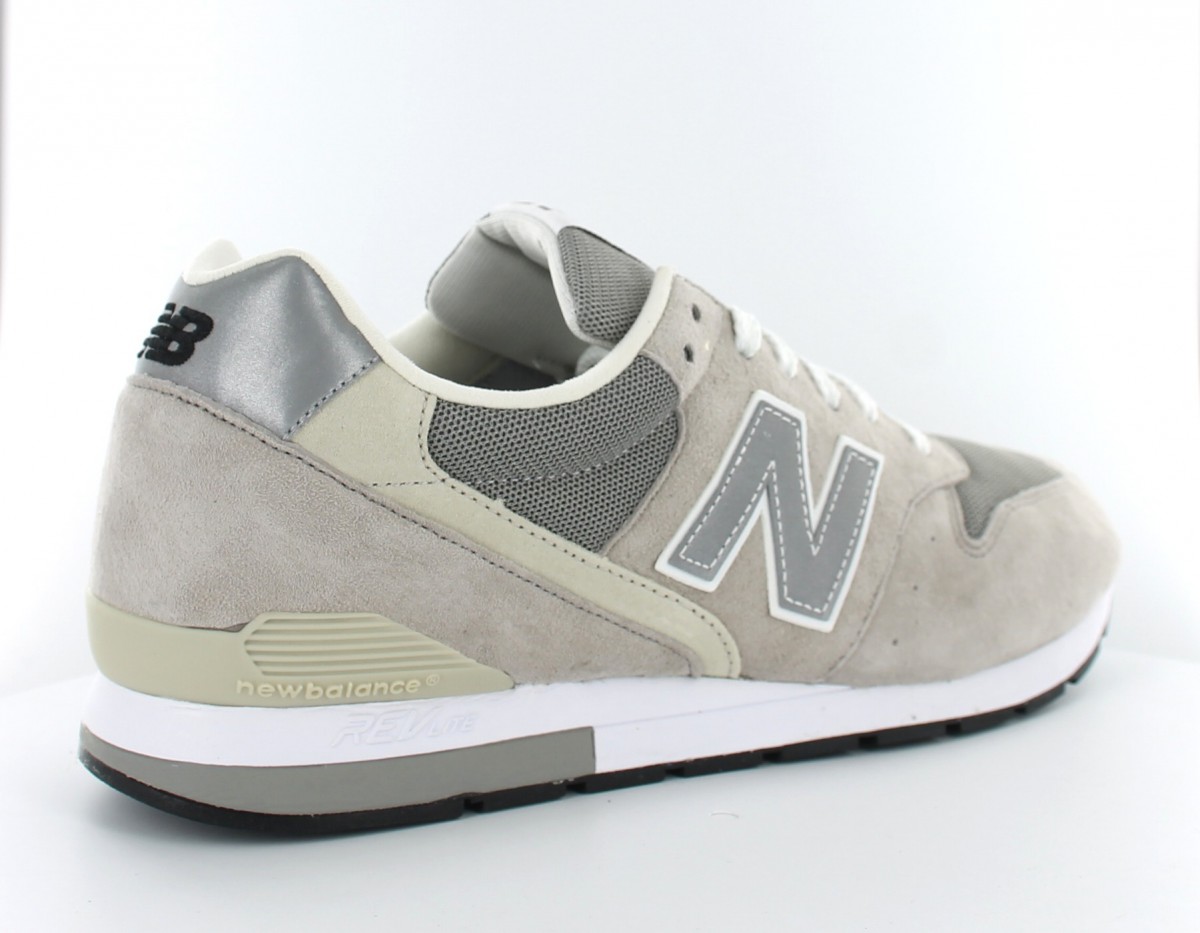 New Balance 996 homme Beige / Argent