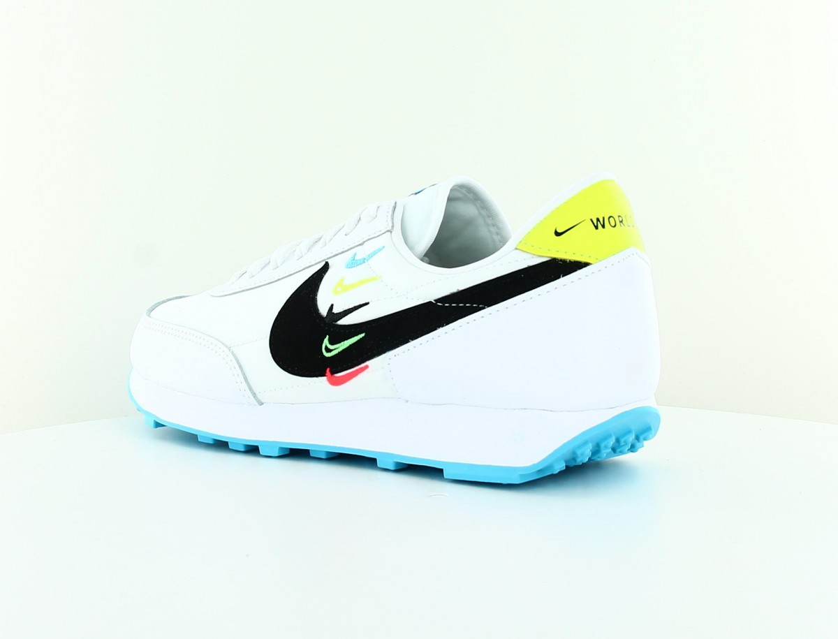 Nike Daybreak se worldwide pack blanc noir bleu ciel jaune fluo