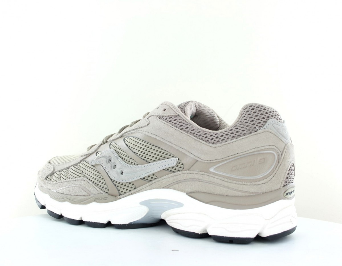 Saucony Progrid omni 9 prm beige