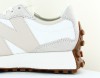 New Balance 327 blanc beige gomme