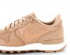 Nike Internationalist femme beige beige blanc