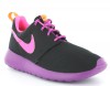 Nike Rosherun gs NOIR/VIOLET/ROSE