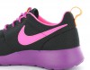 Nike Rosherun gs NOIR/VIOLET/ROSE