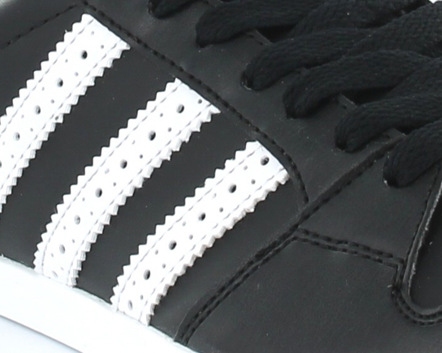 adidas adilago low noir blanc