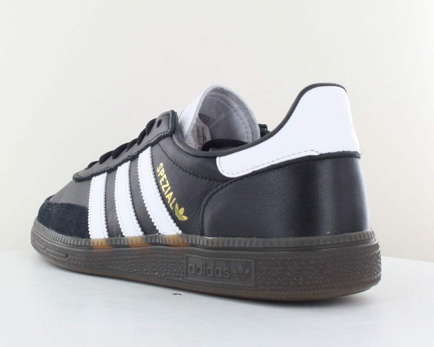 Adidas Spezial cuir Noir blanc