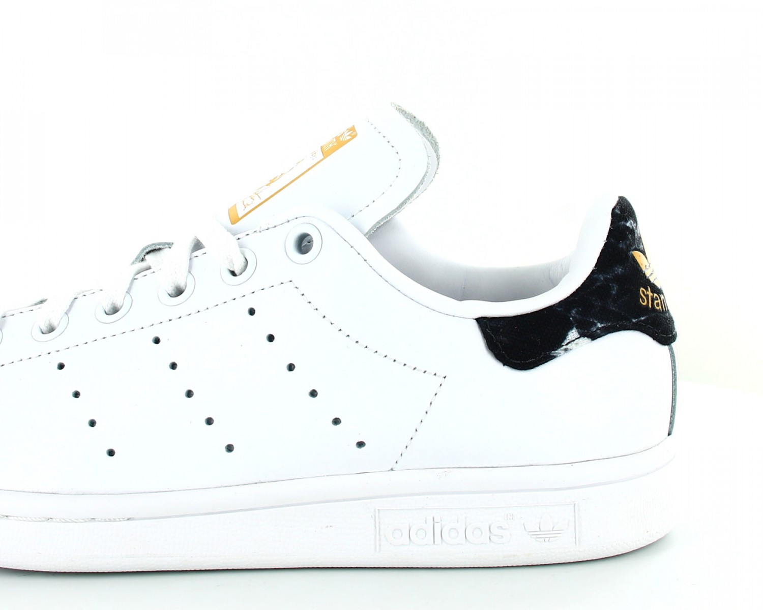 stan smith noir or