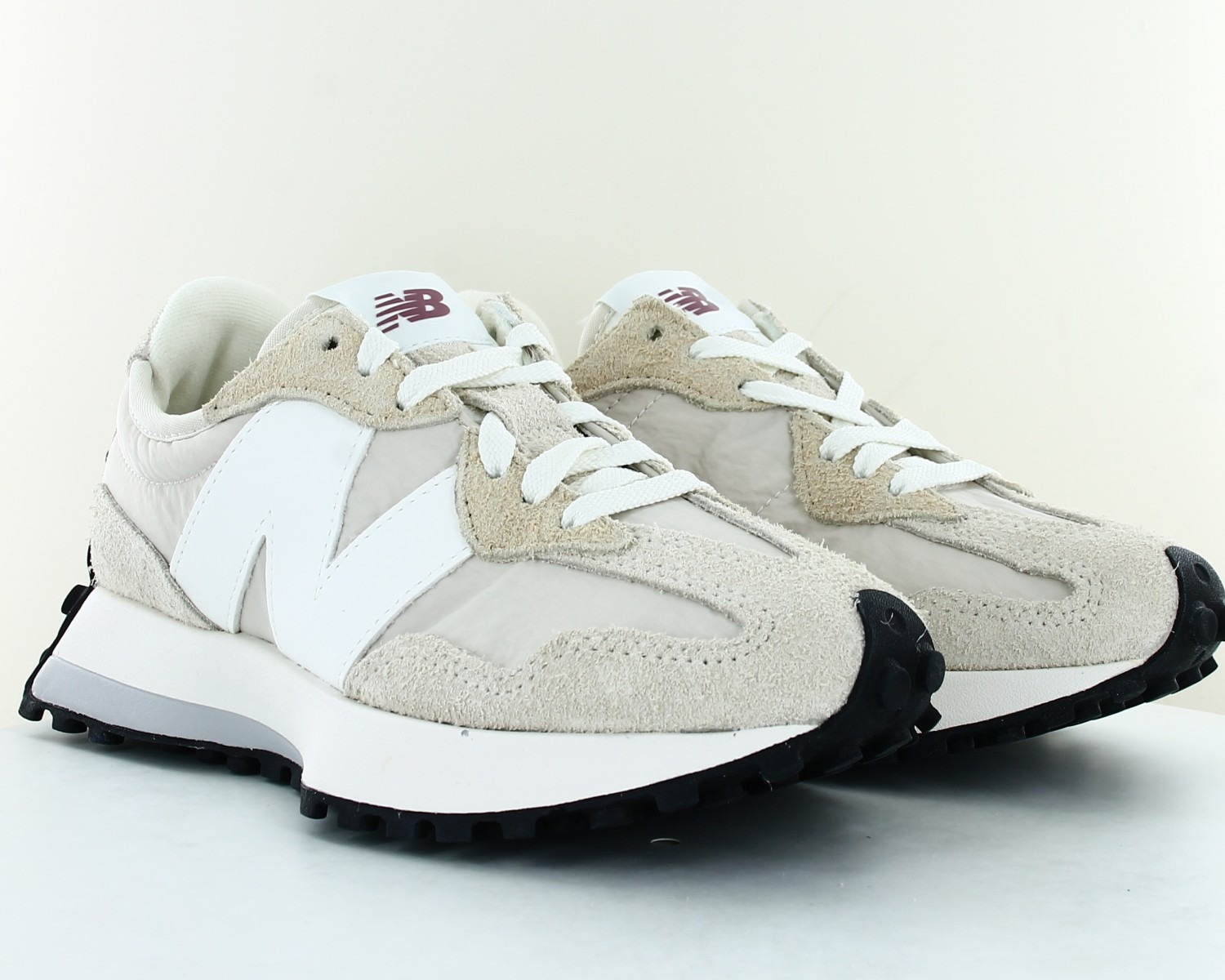 New Balance 327 Beige - Free delivery