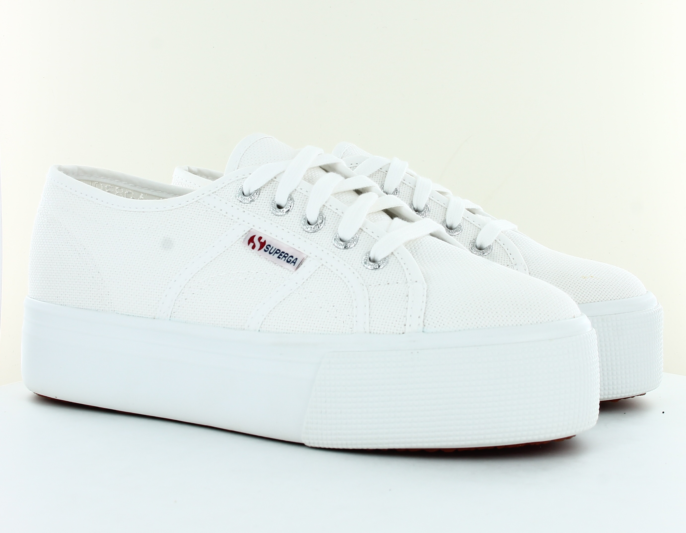 Tennis hotsell superga blanche